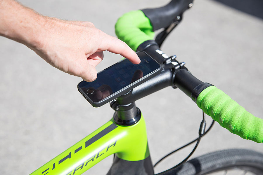 Micro Stem Mount mit Smartphone (Fahrradzubehör).